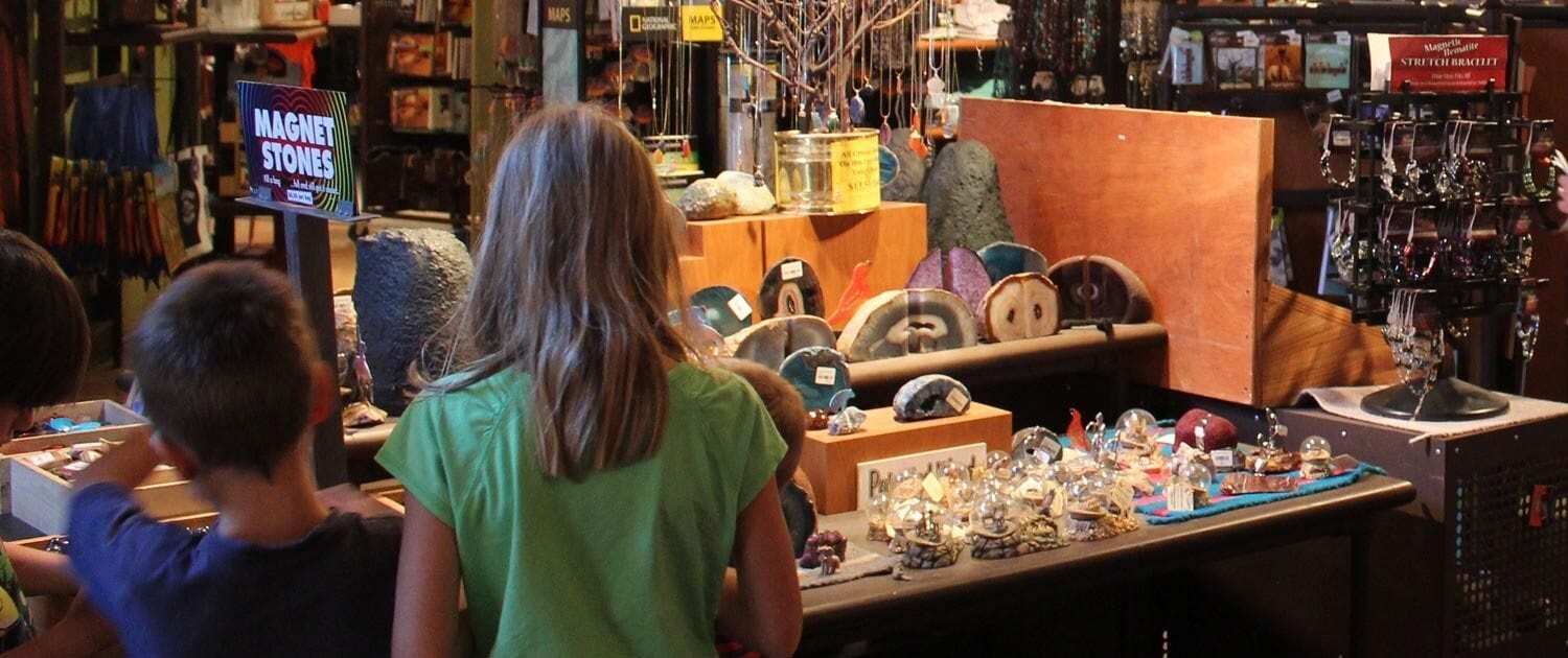 Grand_Canyon_Souvenirs1