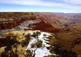 Two skydivers rescued near Grand canyon park