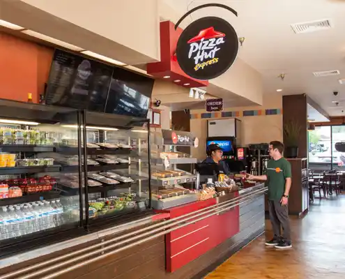 Pizza Hut Dining